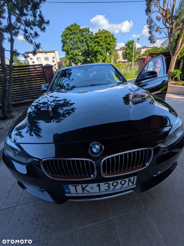 BMW Seria 3 328i Luxury Line - 16