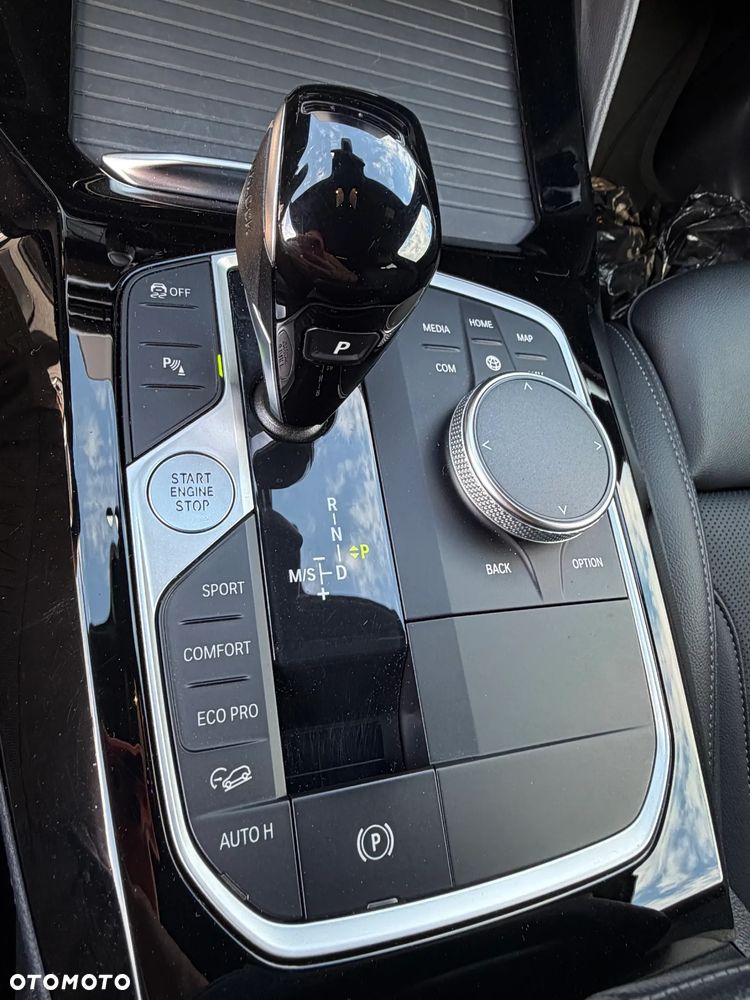 BMW X4 xDrive20i mHEV sport - 9