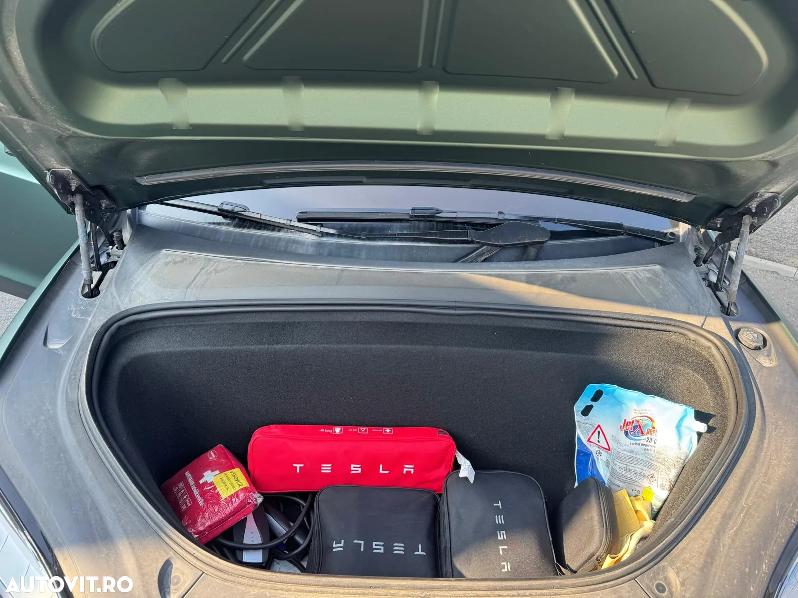Tesla Model X Plaid - 7