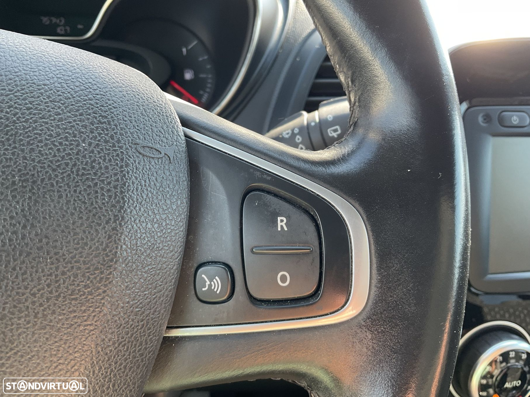 Renault Captur 1.5 dCi Exclusive - 41