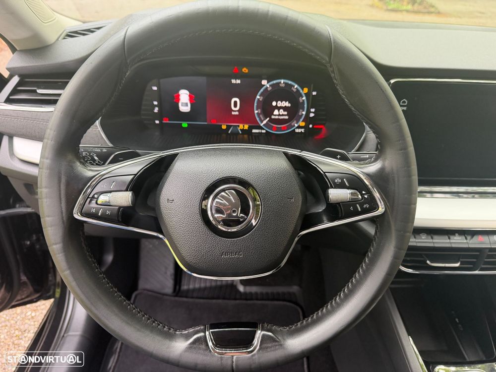 Skoda Octavia 2.0 TDI Ambition DSG - 30
