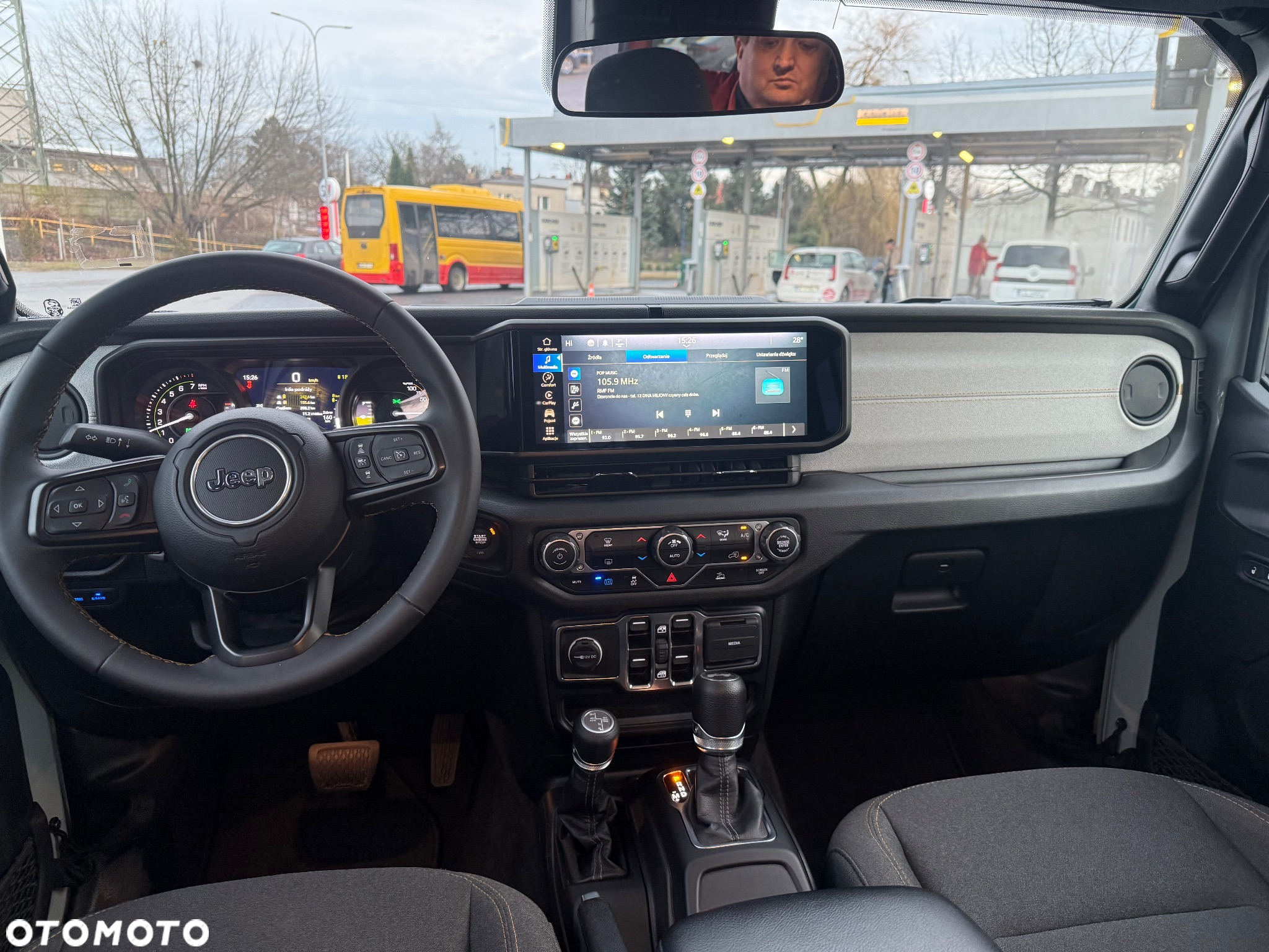 Jeep Wrangler - 12