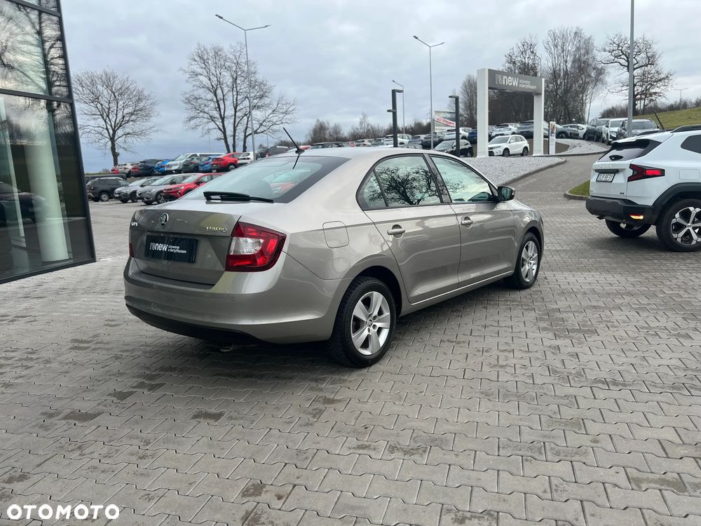 Skoda RAPID 1.0 TSI Active - 5