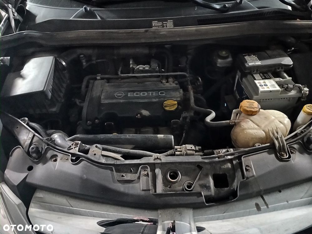 Opel Corsa 1.2 16V Enjoy - 25