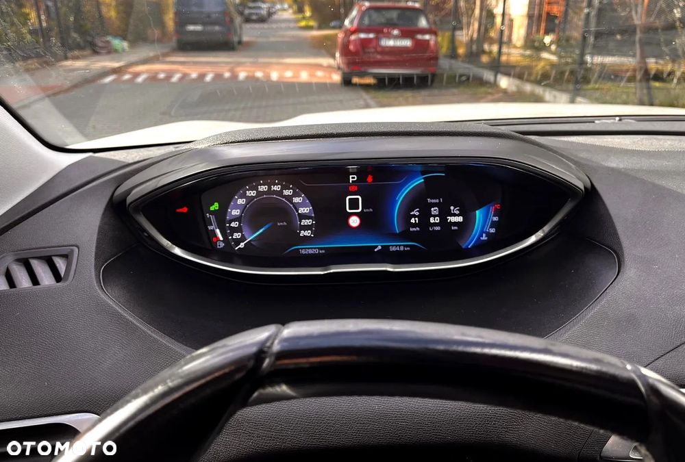 Peugeot 3008 1.6 BlueHDi Active S&S EAT6 - 17