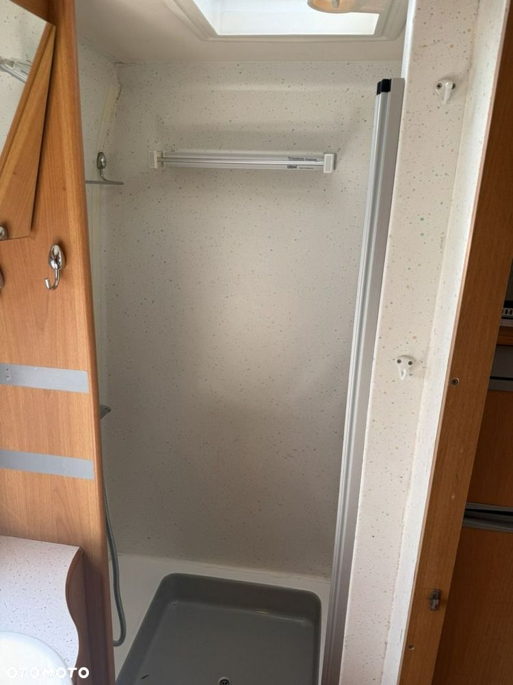 Mercedes-Benz Sprinter - 23