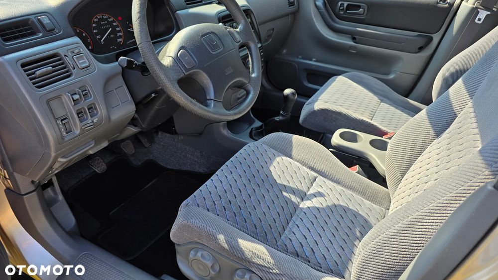 Honda CR-V 2.0 L 4WD - 19