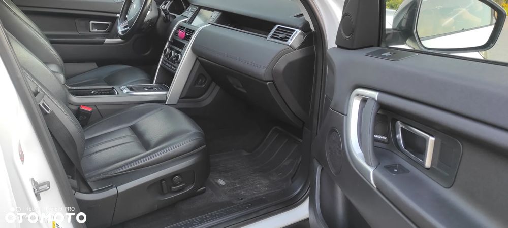 Land Rover Discovery Sport 2.0 TD4 HSE Luxury - 29