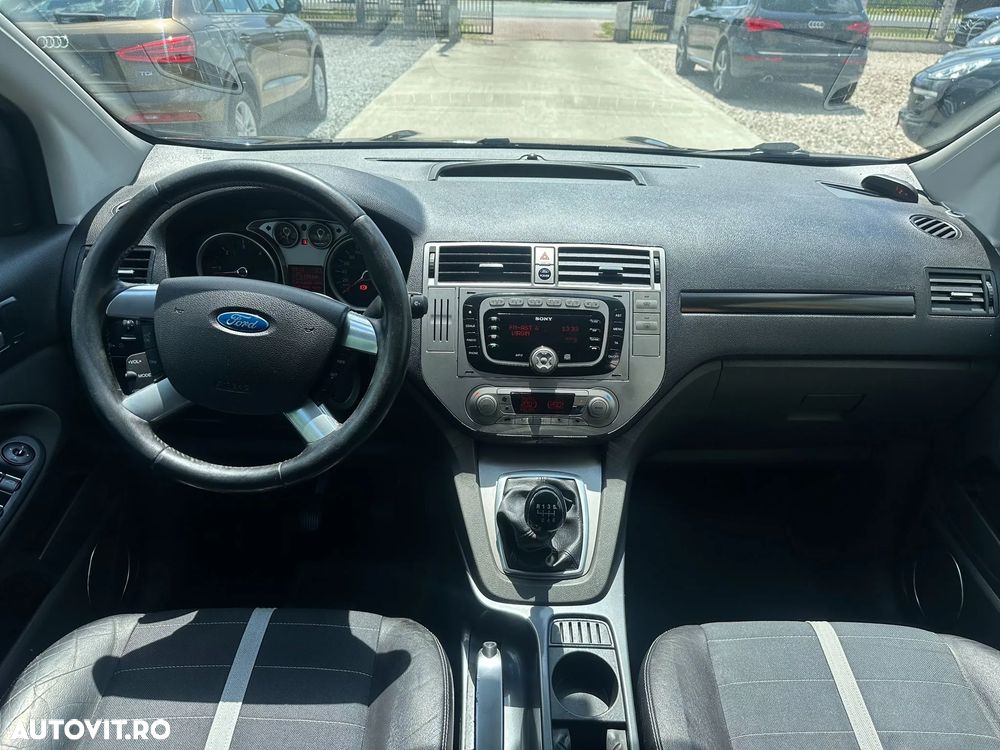 Ford Kuga 2.0 TDCi 4x4 Titanium - 7
