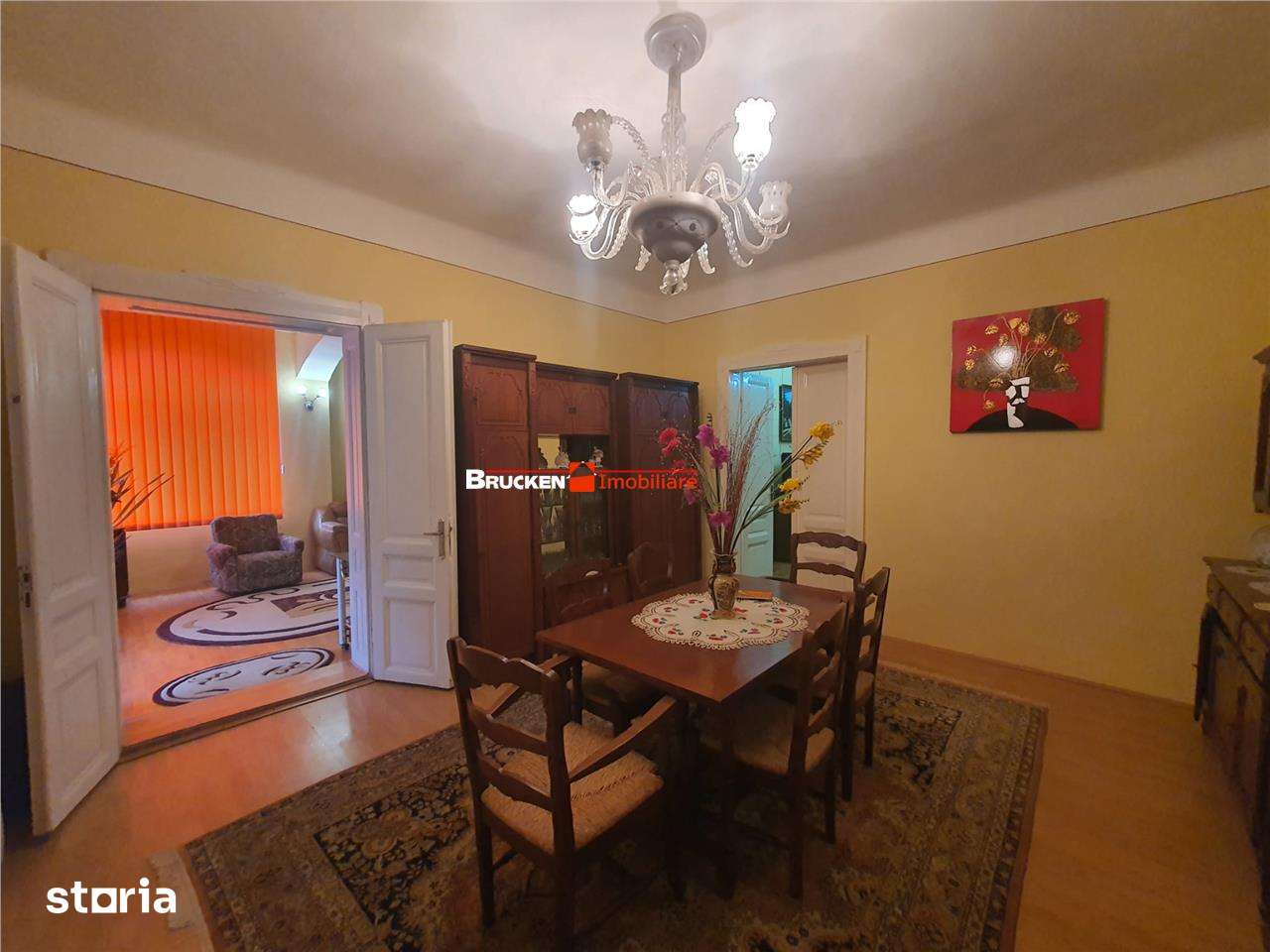 Casa de vanzare - Imagine principală: 4/20