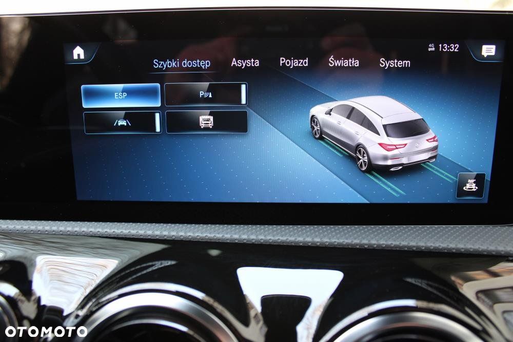 Mercedes-Benz CLA - 23