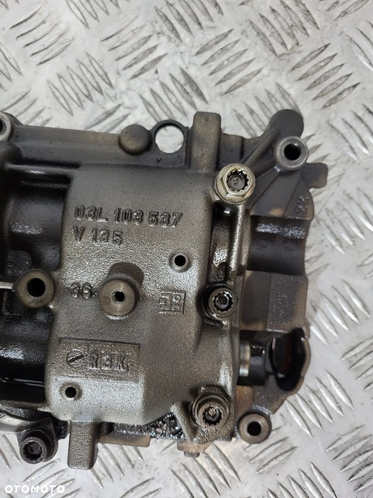 Vw Amarok 2.0 BiTDI Pompa Oleju Wałki - 2
