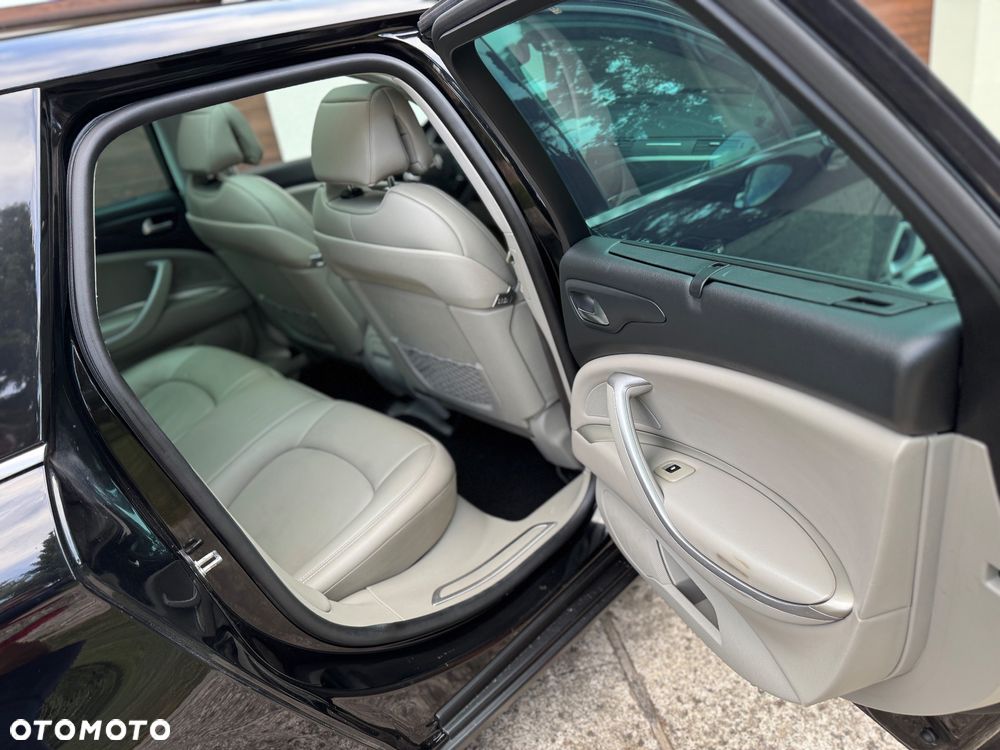 Citroën C5 3.0 HDi V6 Exclusive - 17