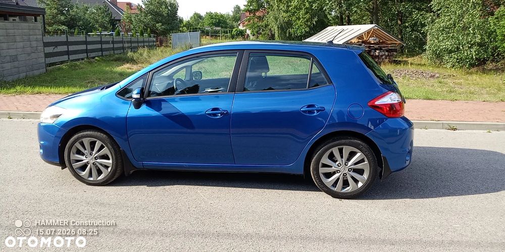 Toyota Auris 1.8 Premium - 5