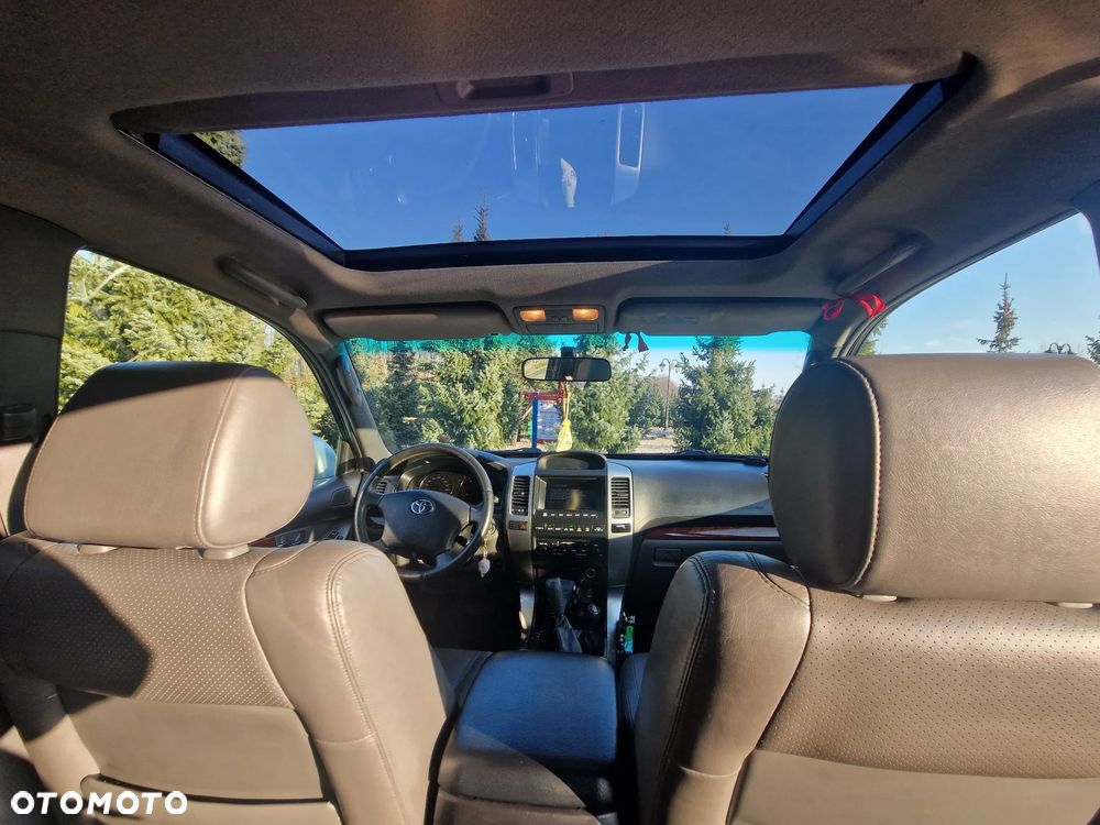 Toyota Land Cruiser - 30