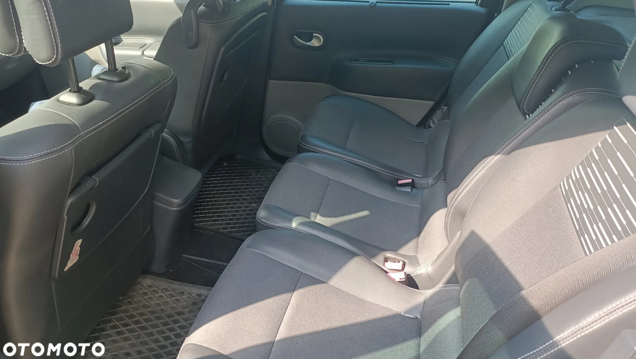 Renault Scenic 1.6 16V Authentique - 12