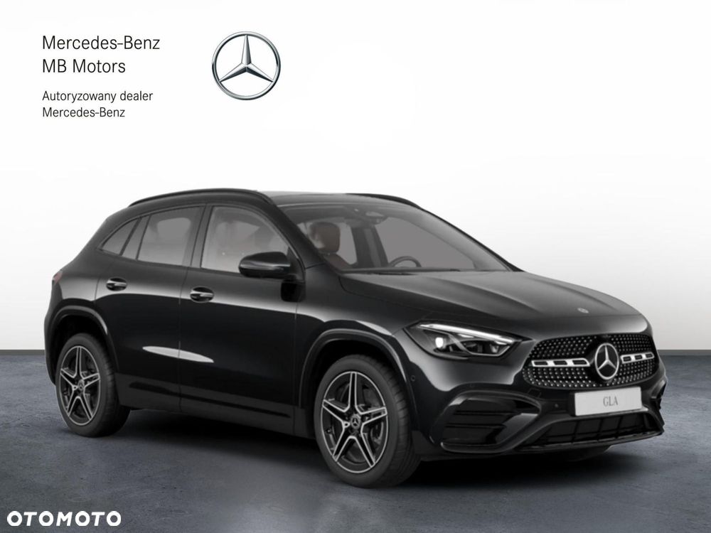 Mercedes-Benz GLA 200 4-Matic AMG Line - 2