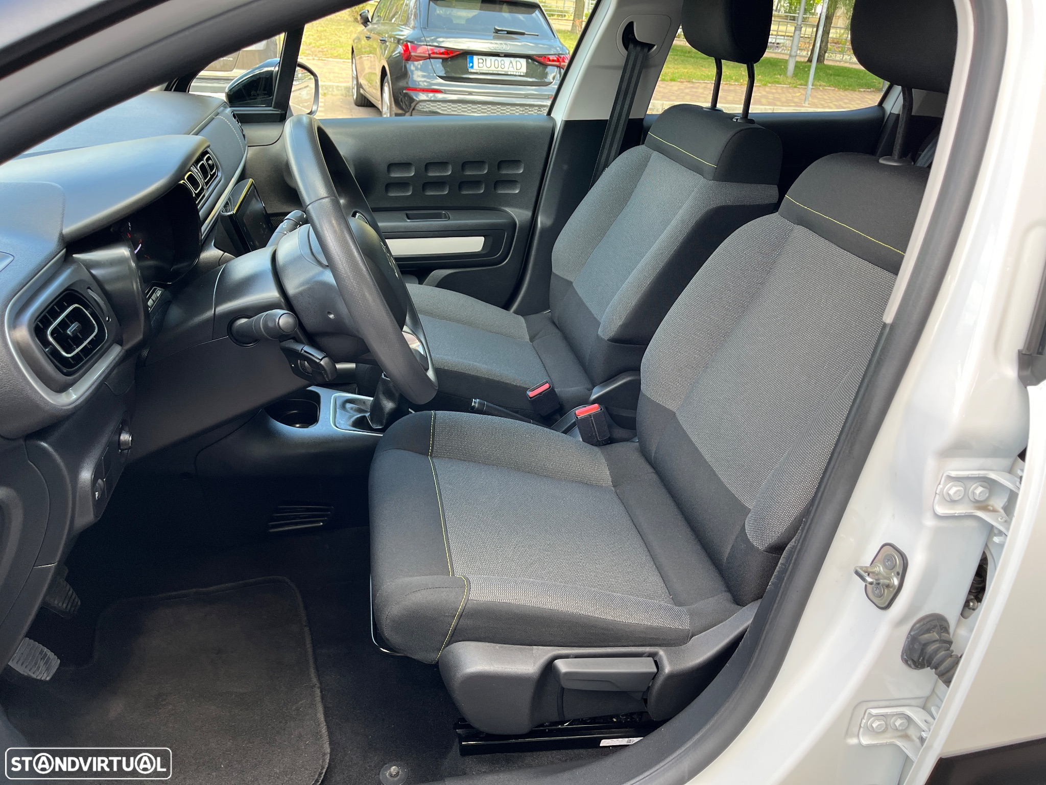 Citroën C3 1.2 PureTech C-Series - 8