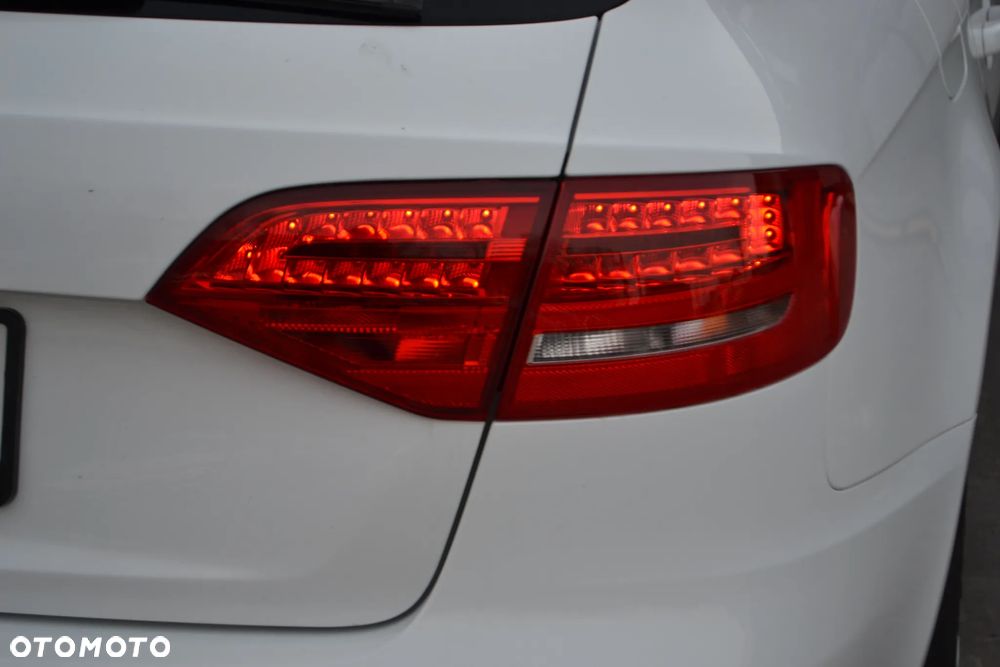 Audi A4 Avant 2.0 TDI DPF quattro - 12