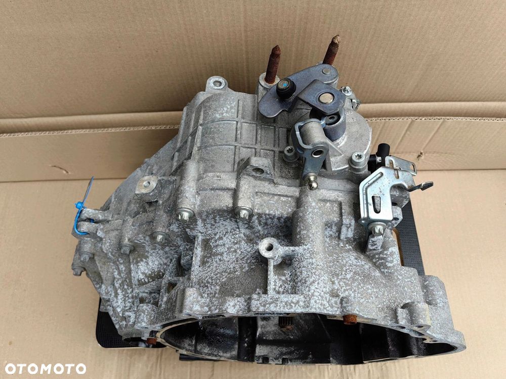 Skrzynia biegów manualna MITSUBISHI COLT VI z30 1.3 benzyna LIFT P2500A223 - 2