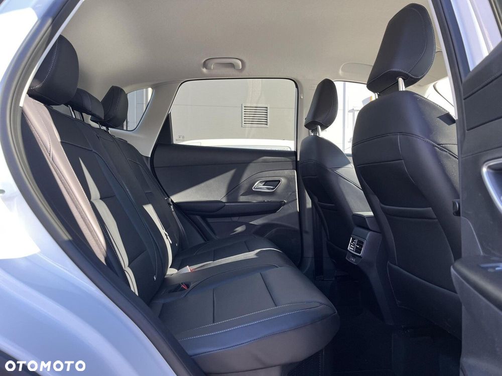 MG ZS Hybrid+ - 29