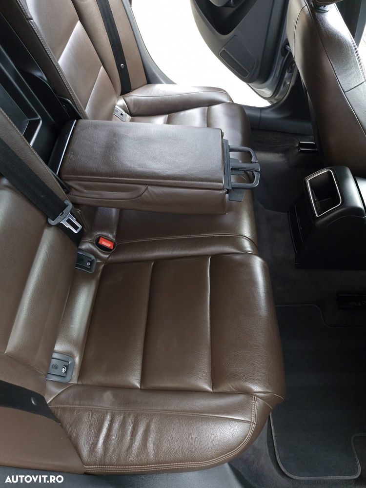 Audi A4 2.0 TDI DPF S line Sportpaket - 12