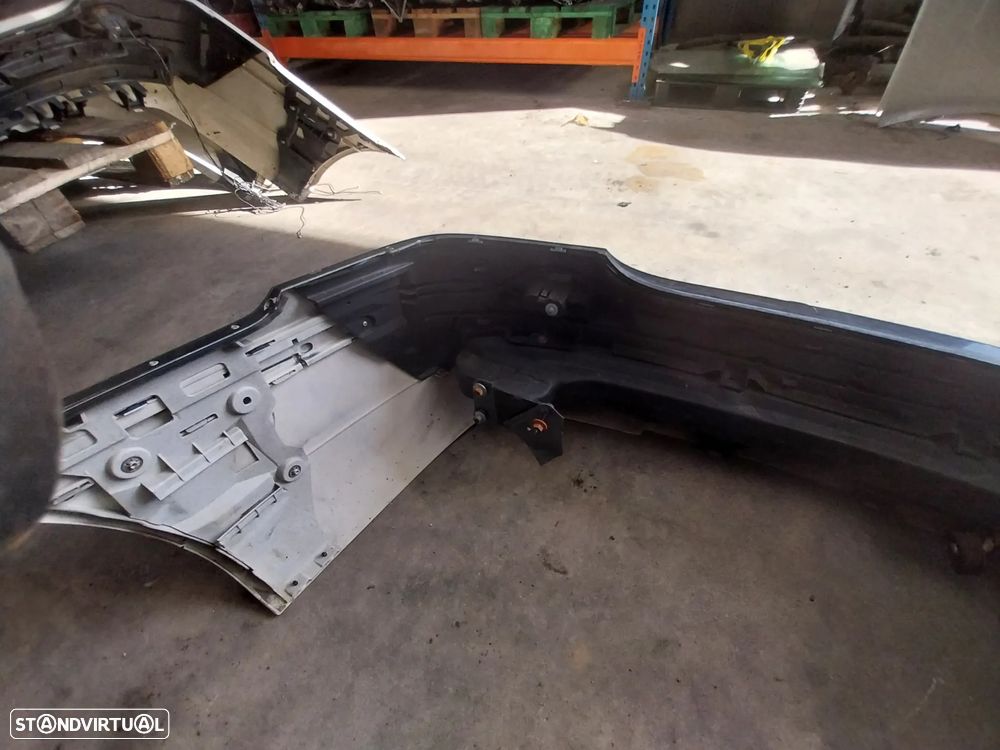 Para-choques tras Mercedes-Benz W203 com reforço 2003 - 6