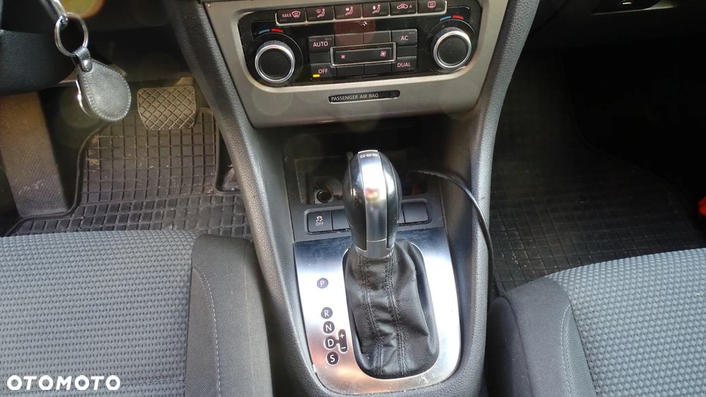 Volkswagen Golf Variant 1.4 TSI DSG Highline - 25