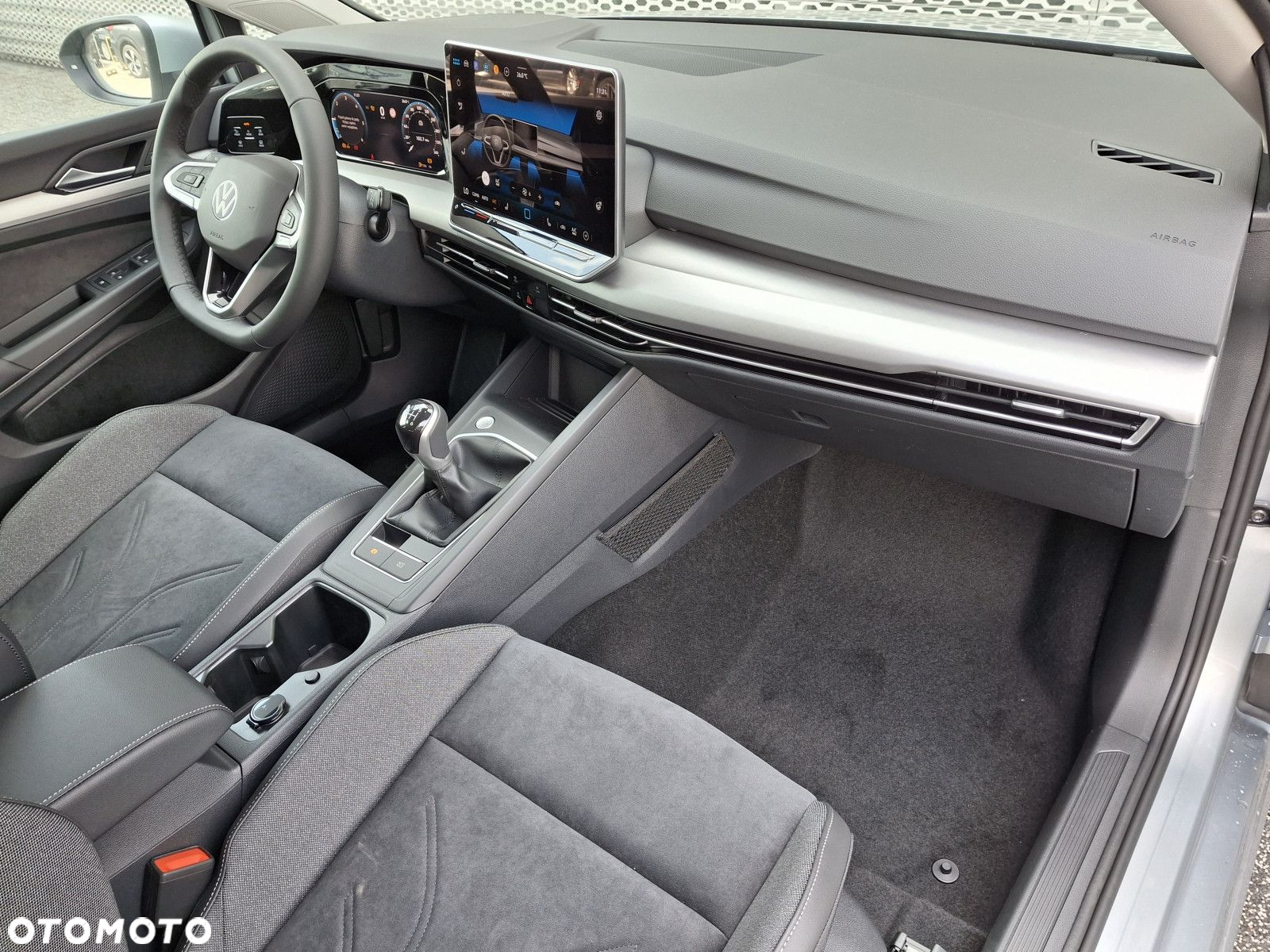Volkswagen Golf VIII 2.0 TDI Life Plus - 14