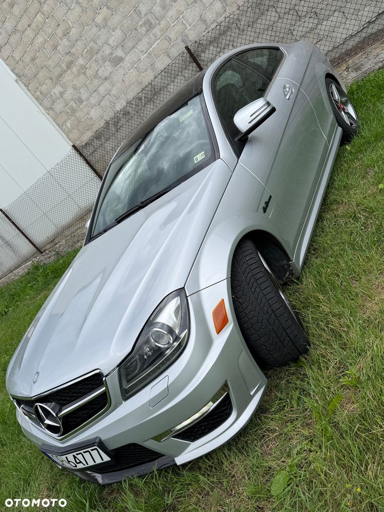 Mercedes-Benz Klasa C AMG 63 - 4