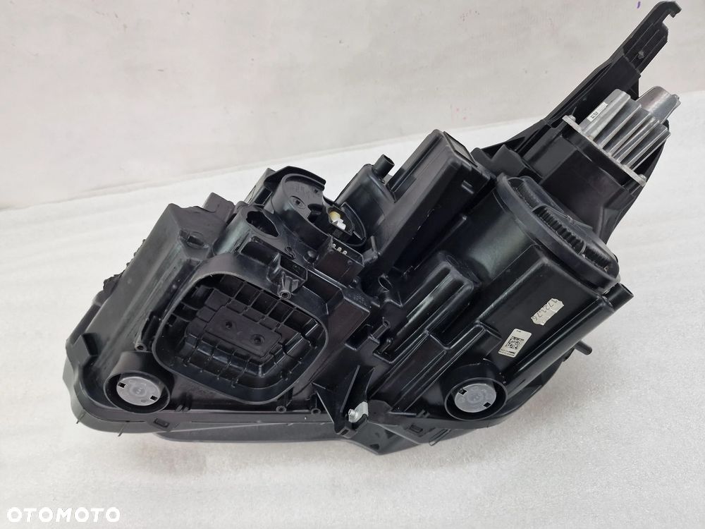 OPEL CROSSLAND X LIFT 20- PRAWA LAMPA PRZEDNIA PRZÓD FULLLED FULL LED FULLED , NR YQ00709880 , NR AUKCJI LPP78 - 12