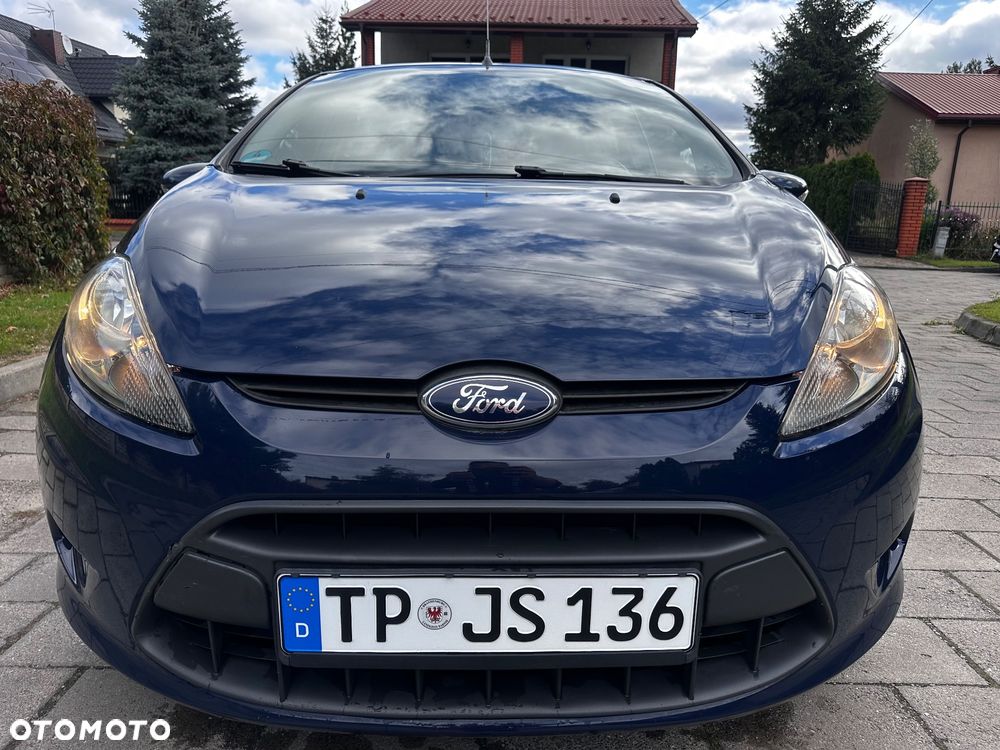 Ford Fiesta 1.4 Champions Edition - 9