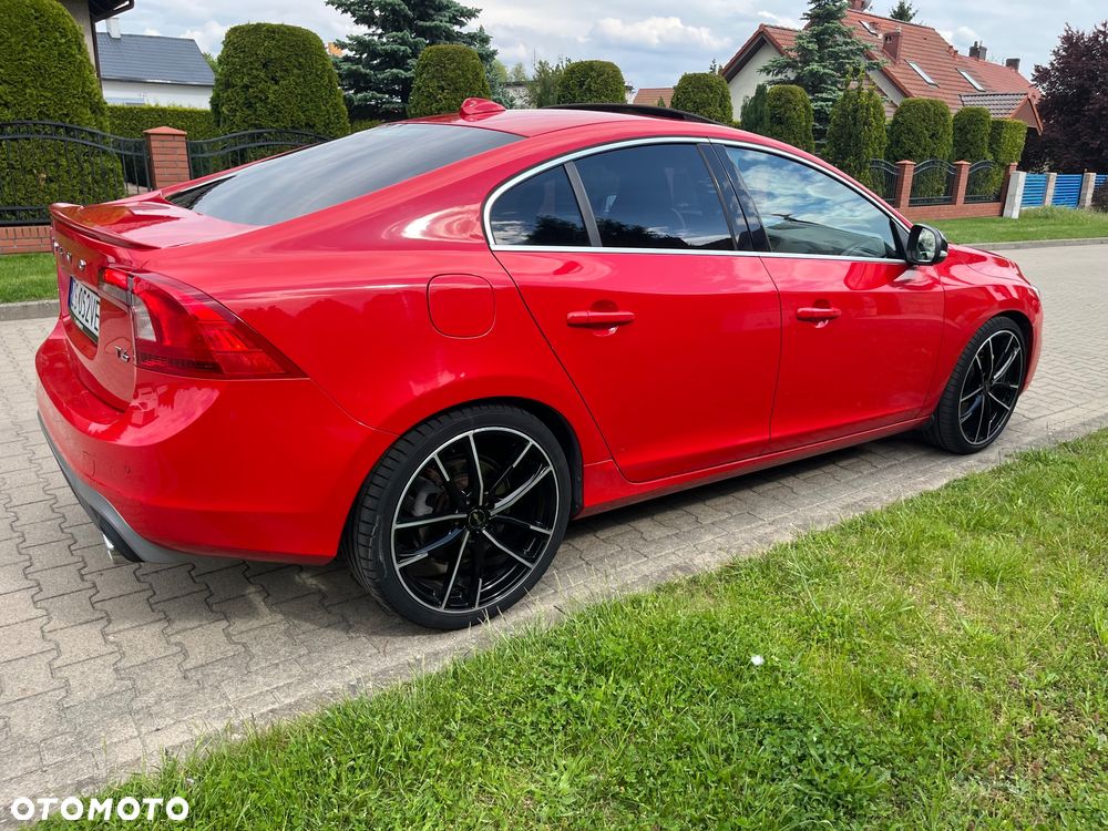 Volvo S60 T6 Drive-E R-Design Summum - 6
