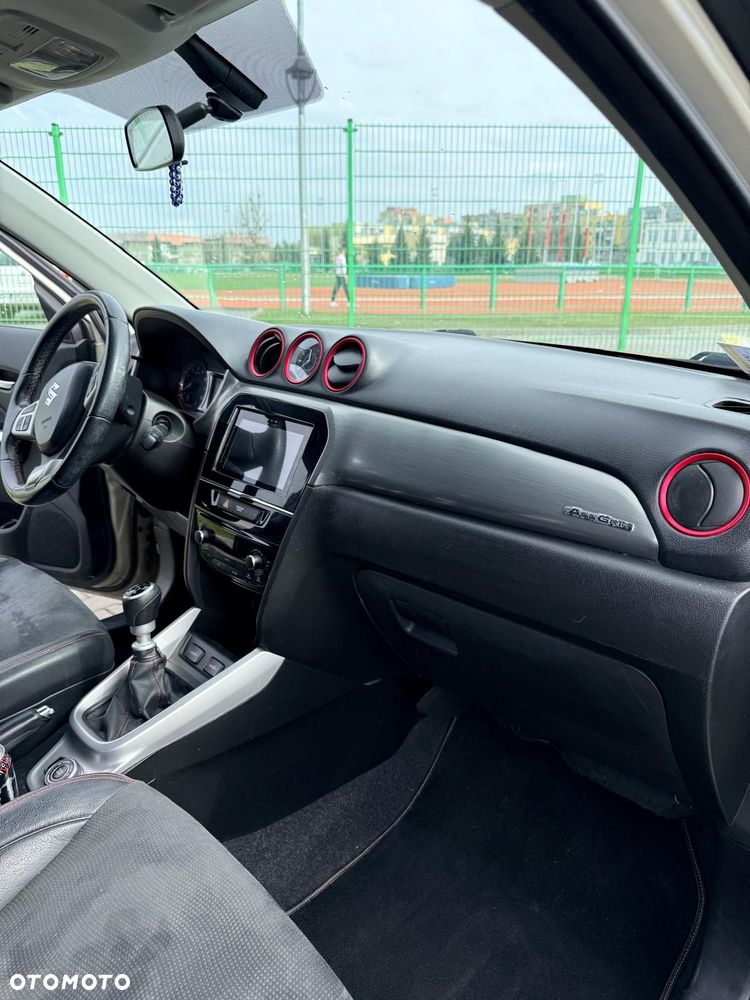 Suzuki Vitara 1.4 Boosterjet XLED 4WD - 9
