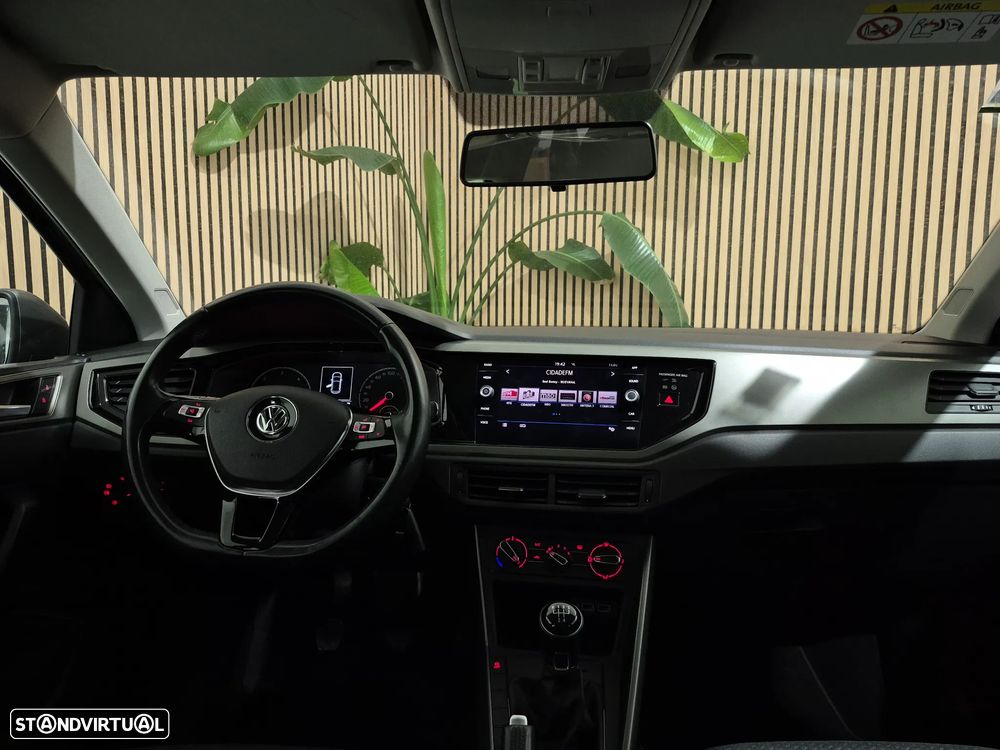 VW Polo 1.6 TDI Confortline - 9
