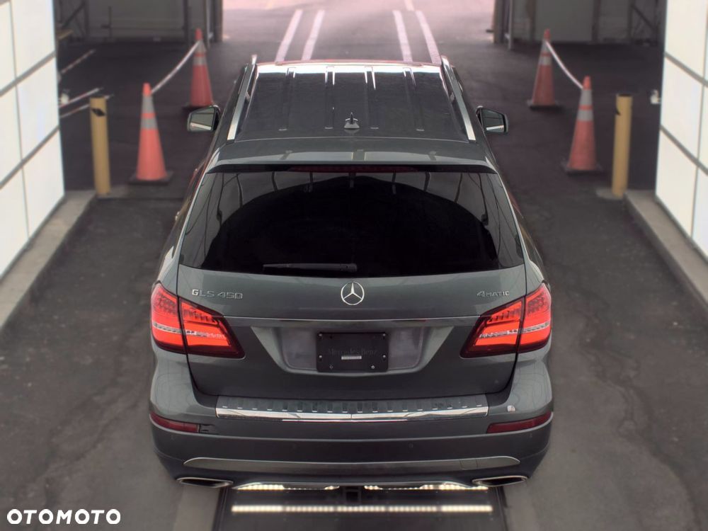 Mercedes-Benz GLS - 2