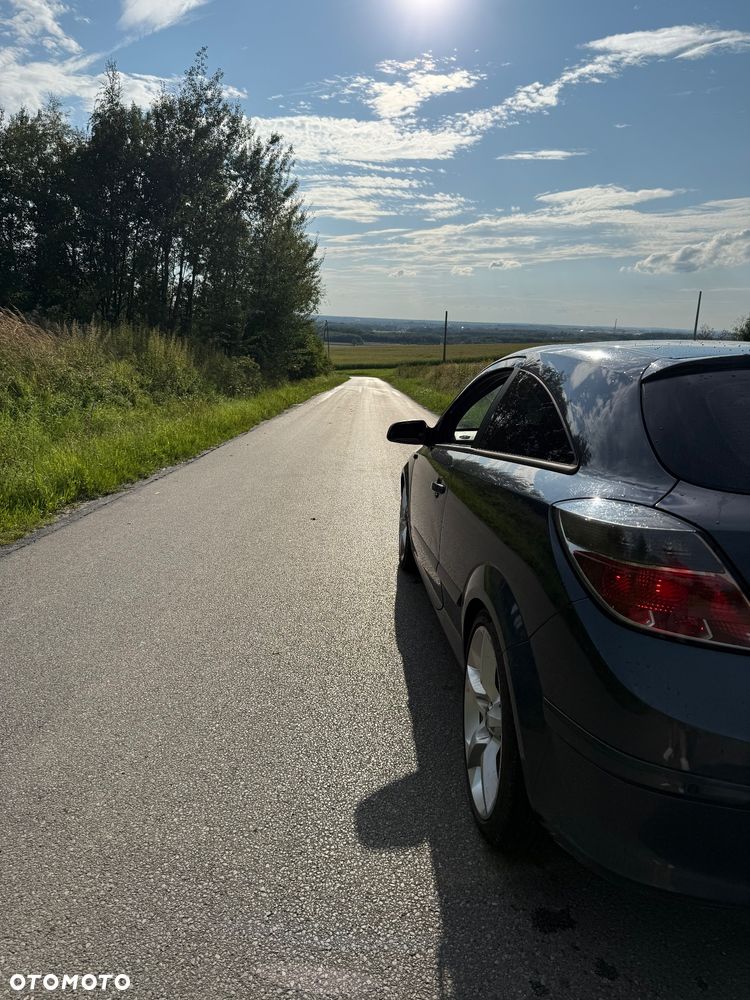 Opel Astra - 2