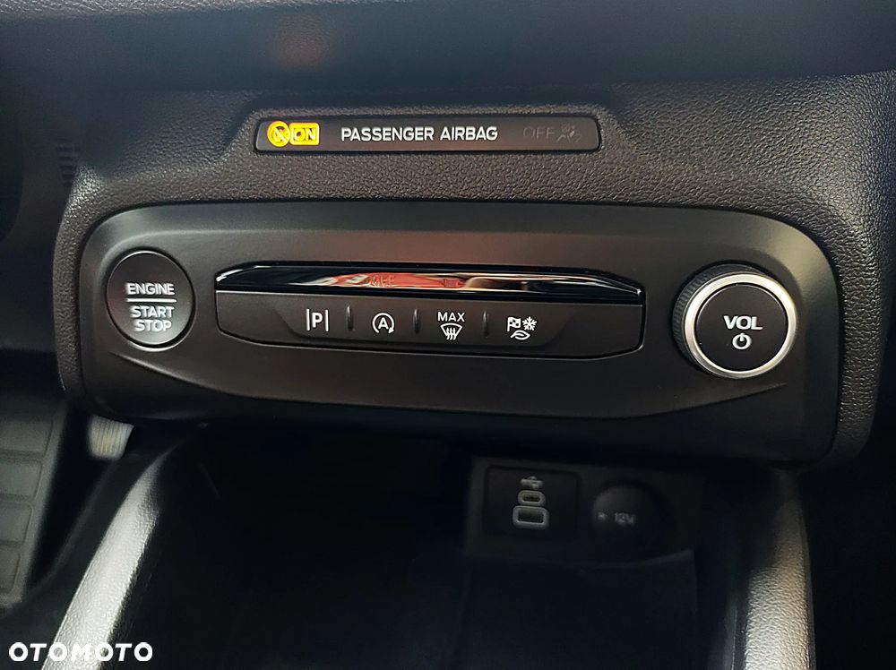 Ford Focus 1.0 EcoBoost Titanium X - 31