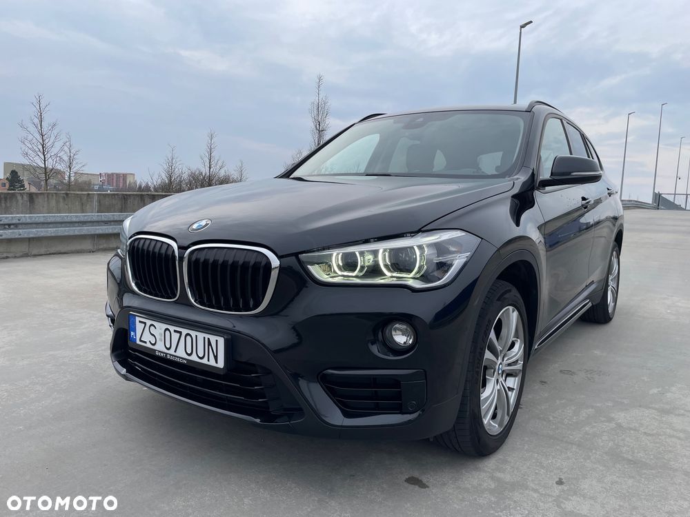 BMW X1 sDrive18i Sport Line - 1