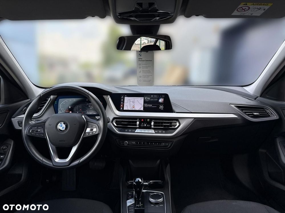 BMW Seria 1 - 25