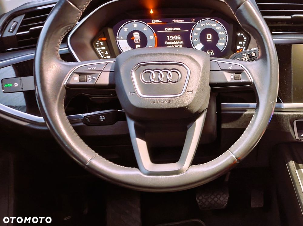 Audi Q3 - 17