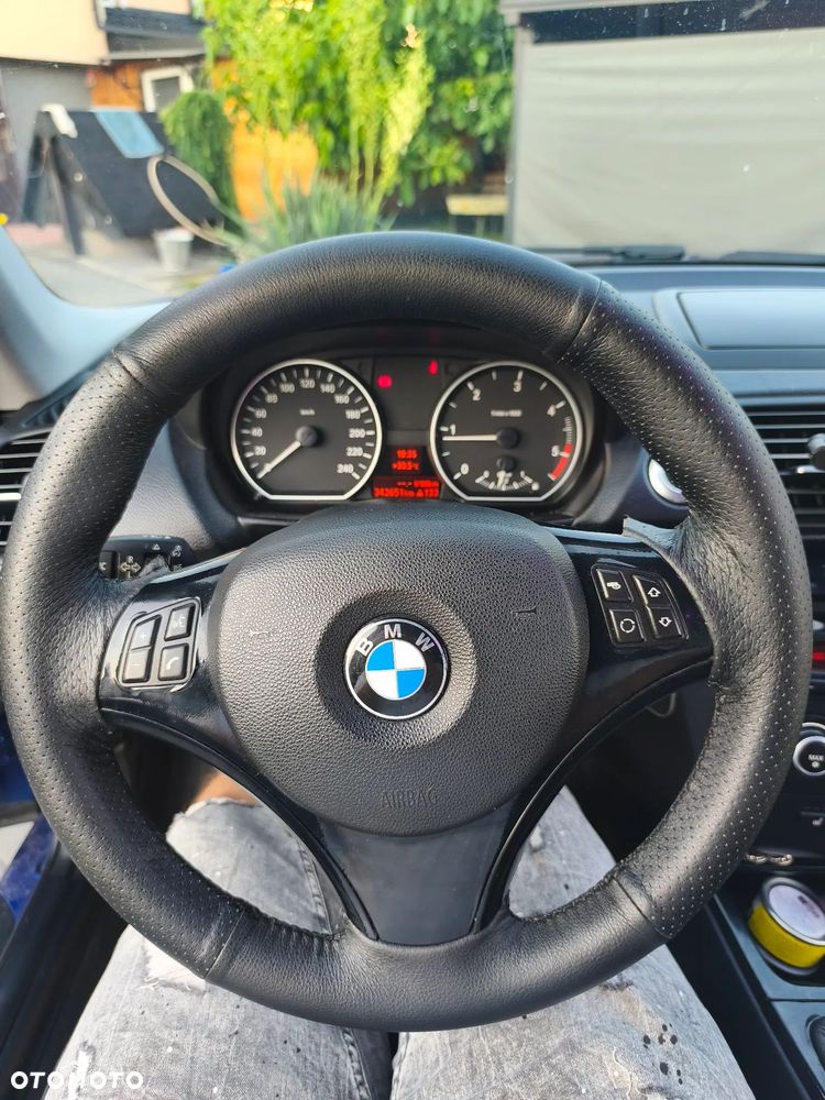 BMW Seria 1 118d - 26