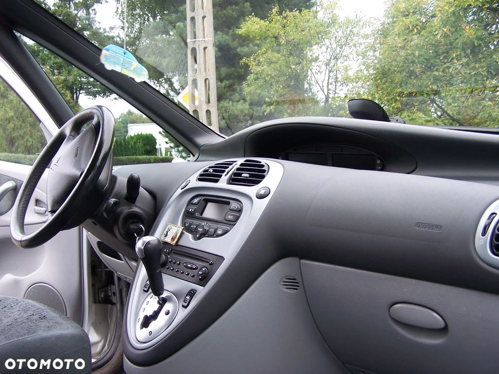 Citroën Xsara Picasso 2.0 Automatik Exclusive - 10