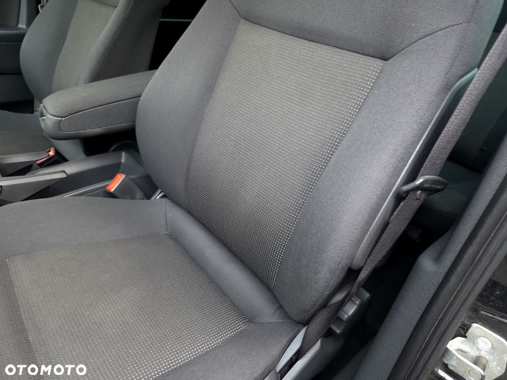 Opel Zafira 1.8 Cosmo - 12