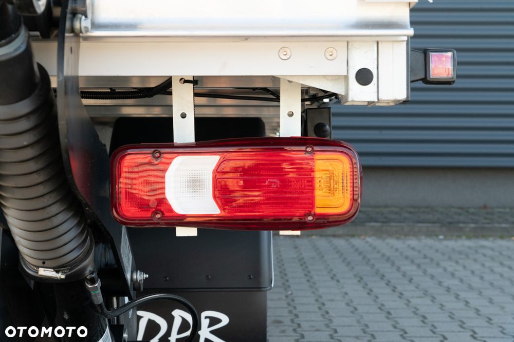 Iveco Daily 35C16 3.0 plandeka z windą - 15