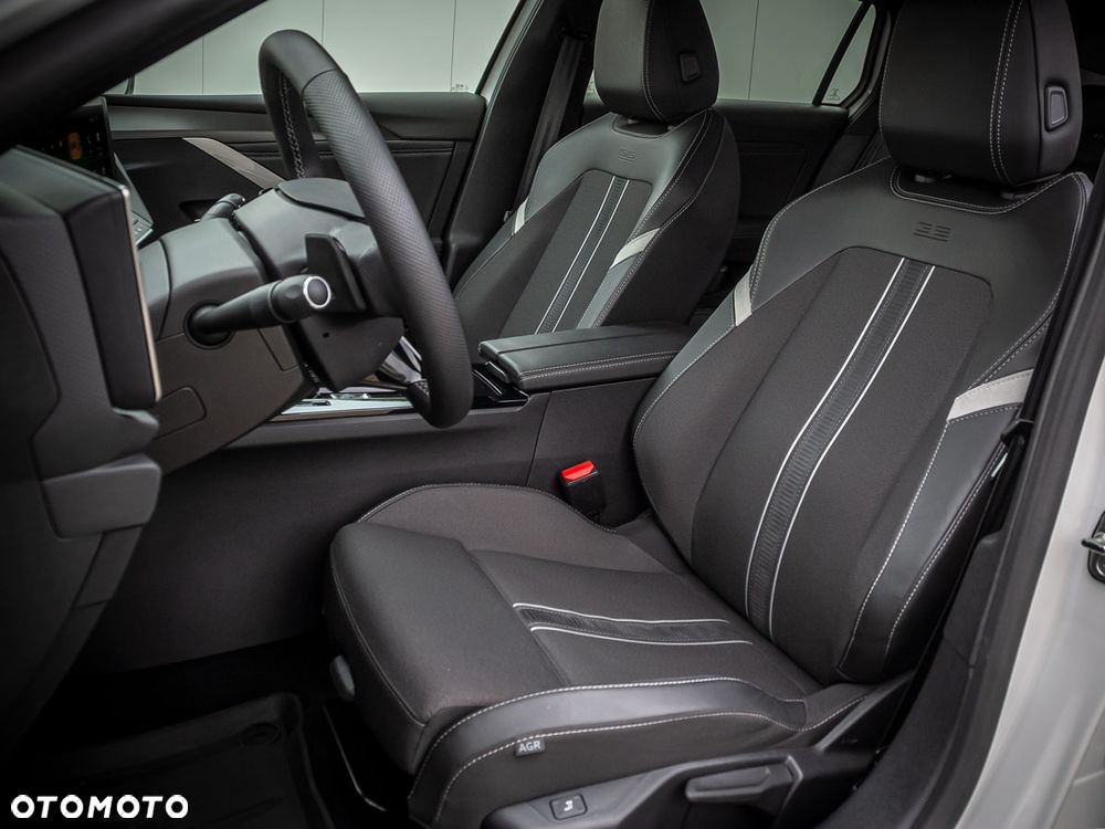 Opel Astra 1.2 T mHEV Ultimate S&S eDTC - 12