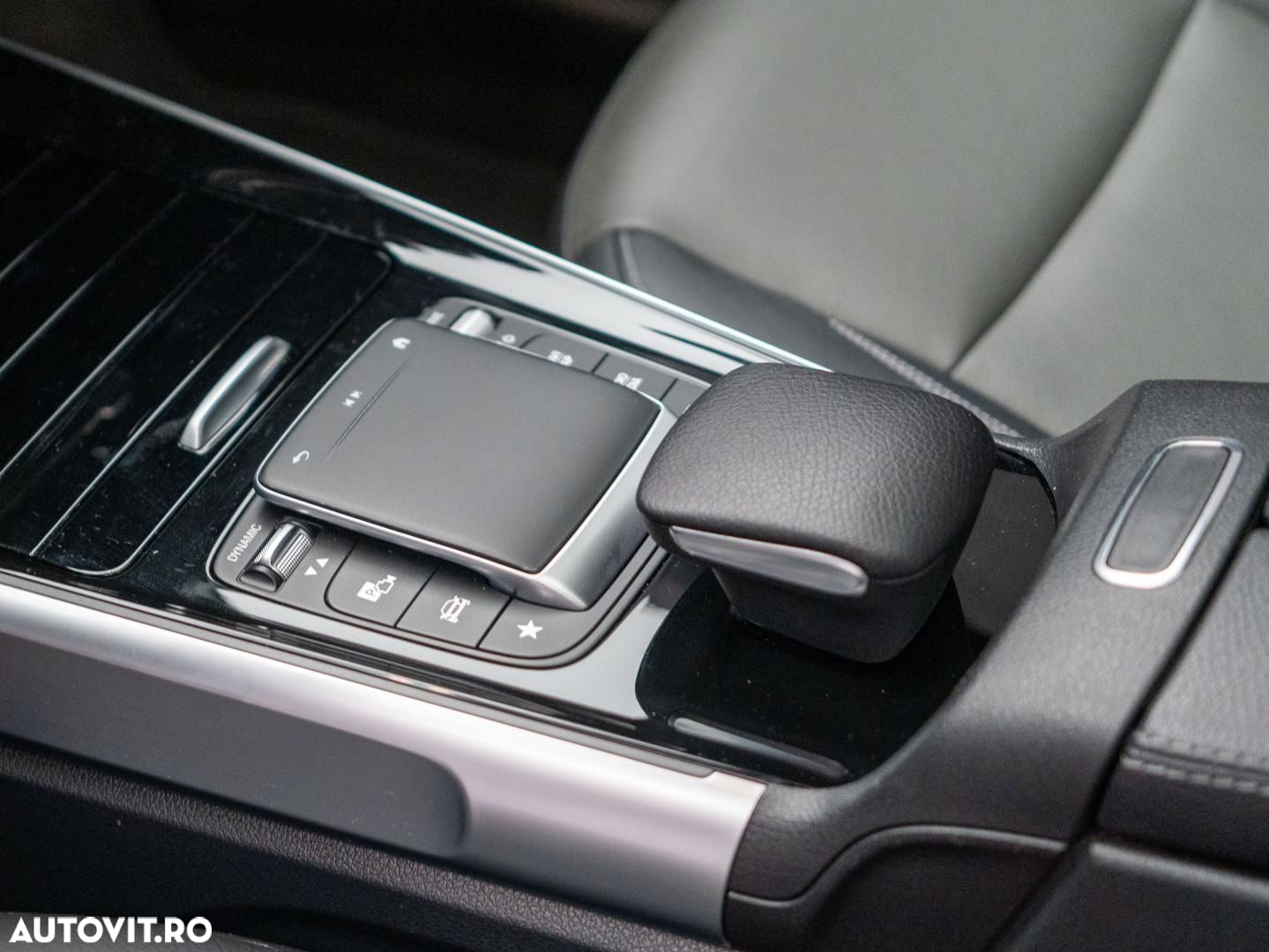 Mercedes-Benz GLB 250 4MATIC Aut. - 12