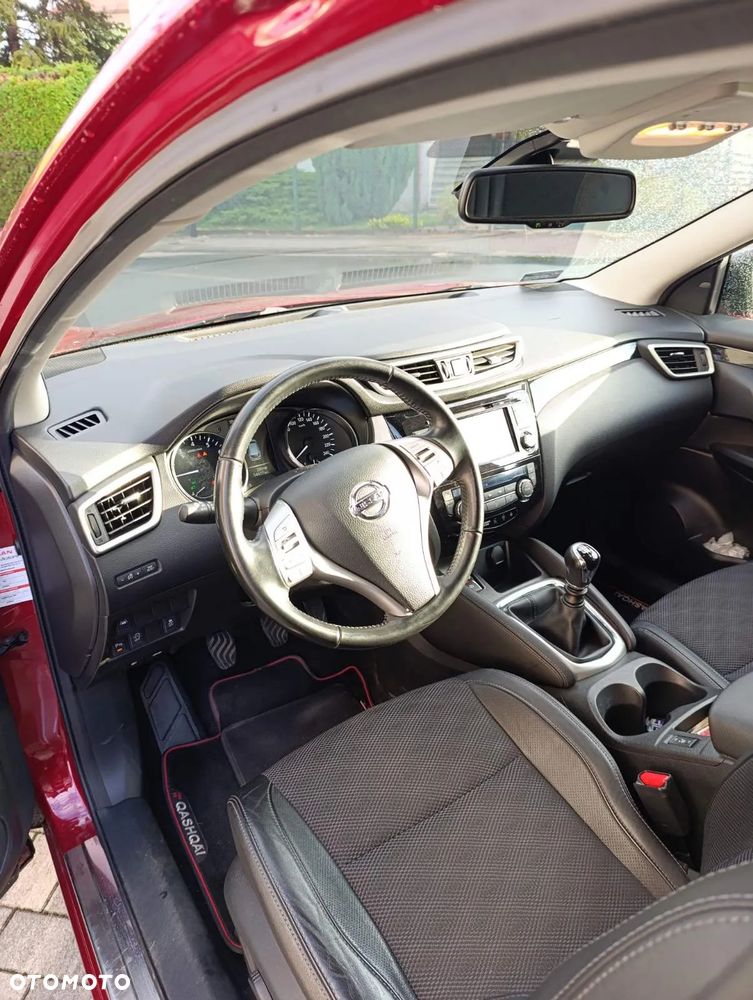Nissan Qashqai 1.6 DIG-T Tekna - 2