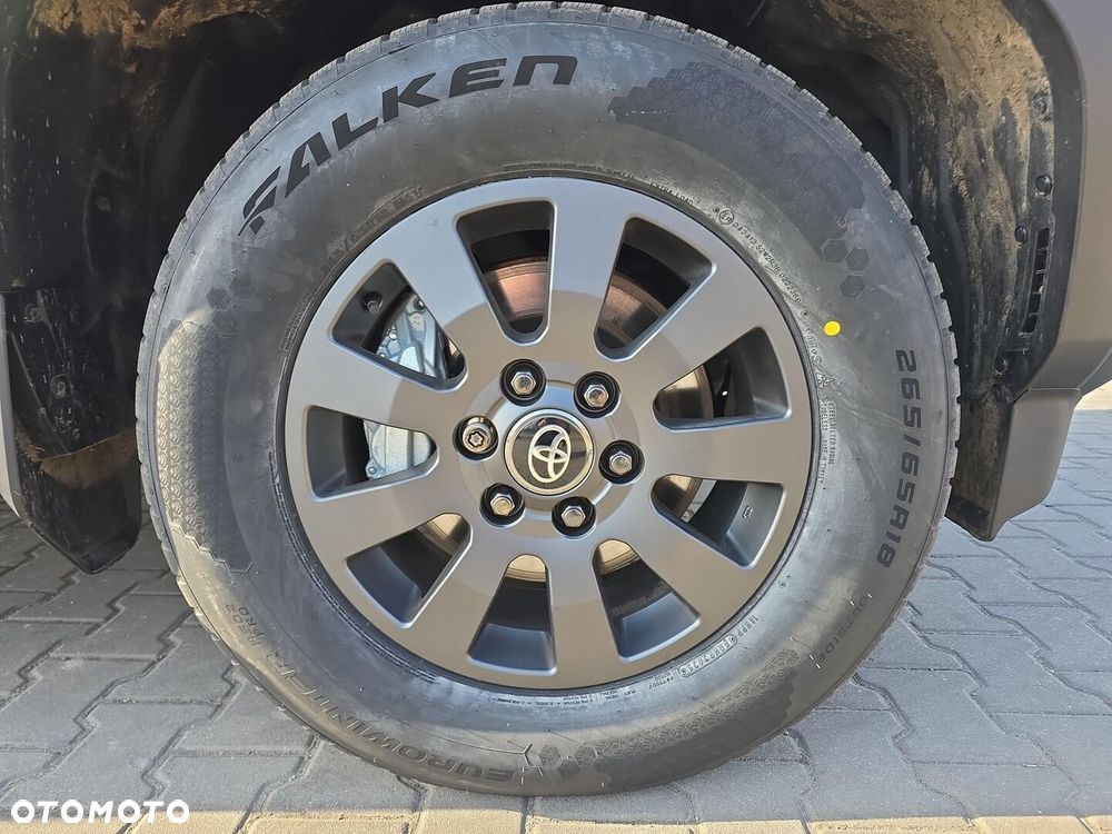 Toyota Land Cruiser LC 2.8 D-4D Invincible - 17