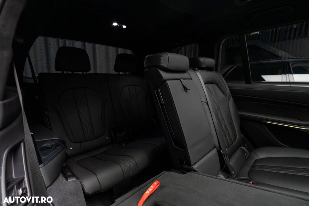 BMW X7 - 40